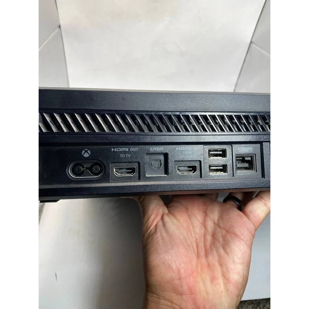 Microsoft Xbox One 500GB Console - Black Tested Works Controller w cords XB1 XOn